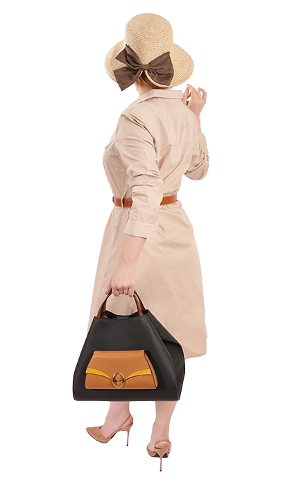 alismita Oprah handbag text hover image - Alis Mita